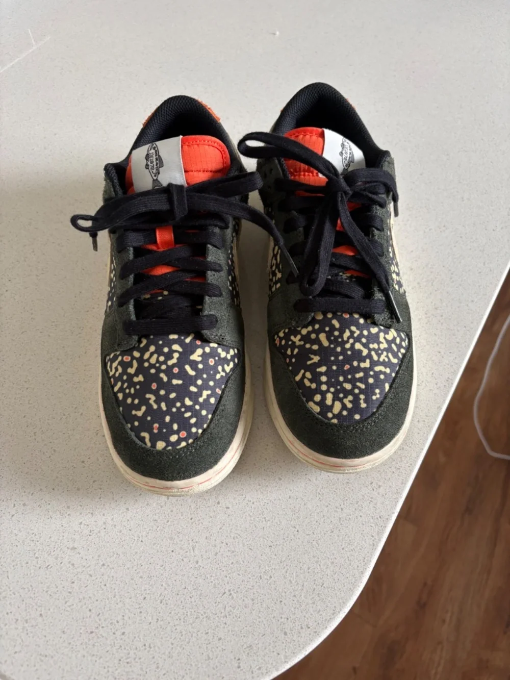 Nike Dunks - Picture 2 of 4